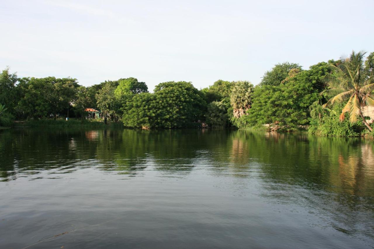 Samathi Lake Resort Phnom Penh Exterior foto